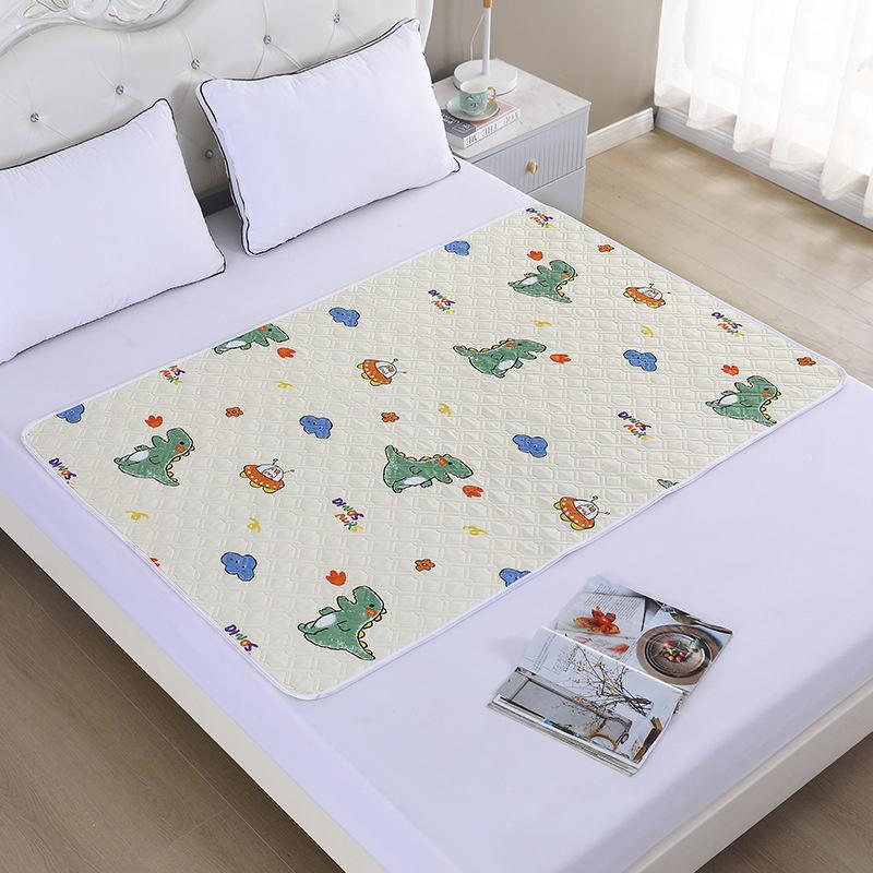 Waterproof Washable Mattress Urine Mat Cartoon Bed Protector Diaper Bedding Urine Pads Cloth Breathable Washable Incontinence Pads