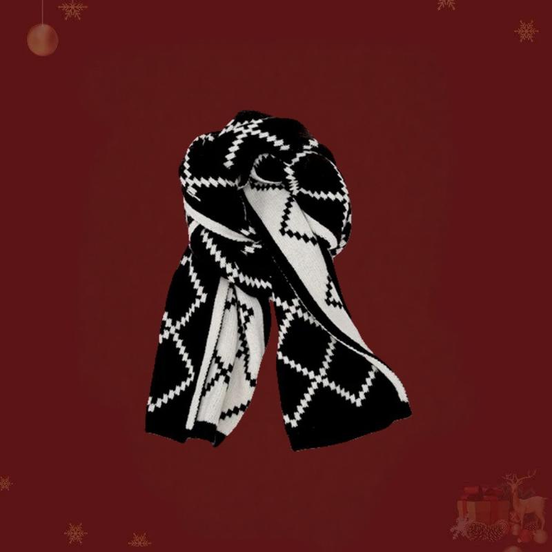Fashionable Christmas Elk Snowman Scarf Warm Shawl Red Scarf Student Couple Christmas Gift Winter Warm Neck Protection Scarf