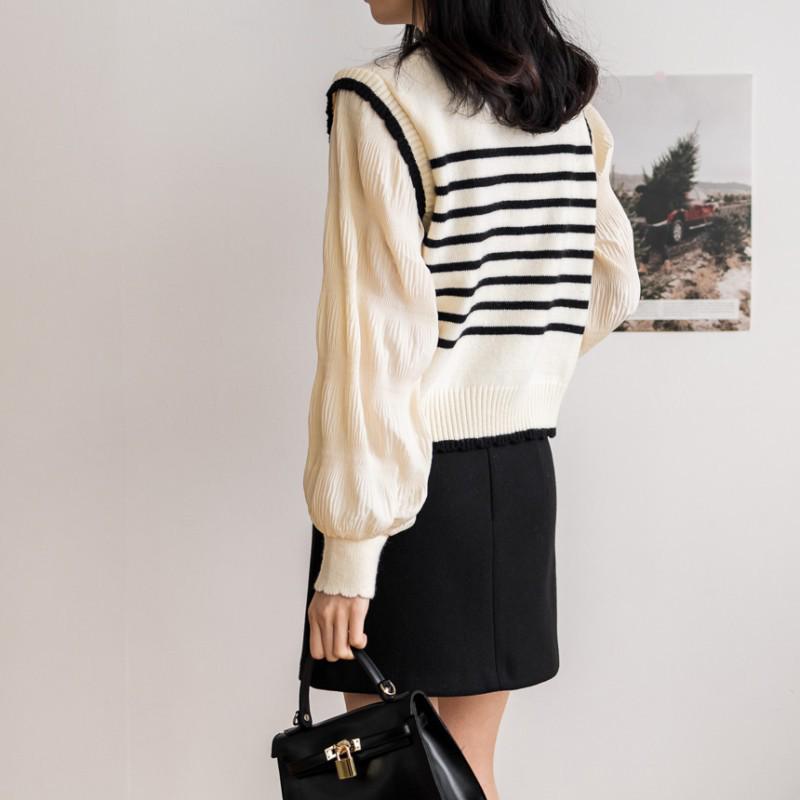 2025 Autumn Black & White Striped Puff Sleeve Sweater Knitwear Top
