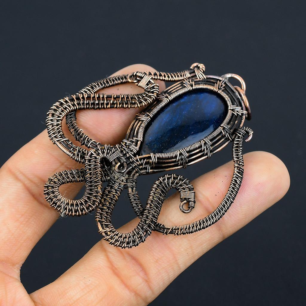 Natürlicher Oktopus Blau Labradorit Edelstein Kupferdraht Wickel Anhänger 3,07" U4H29