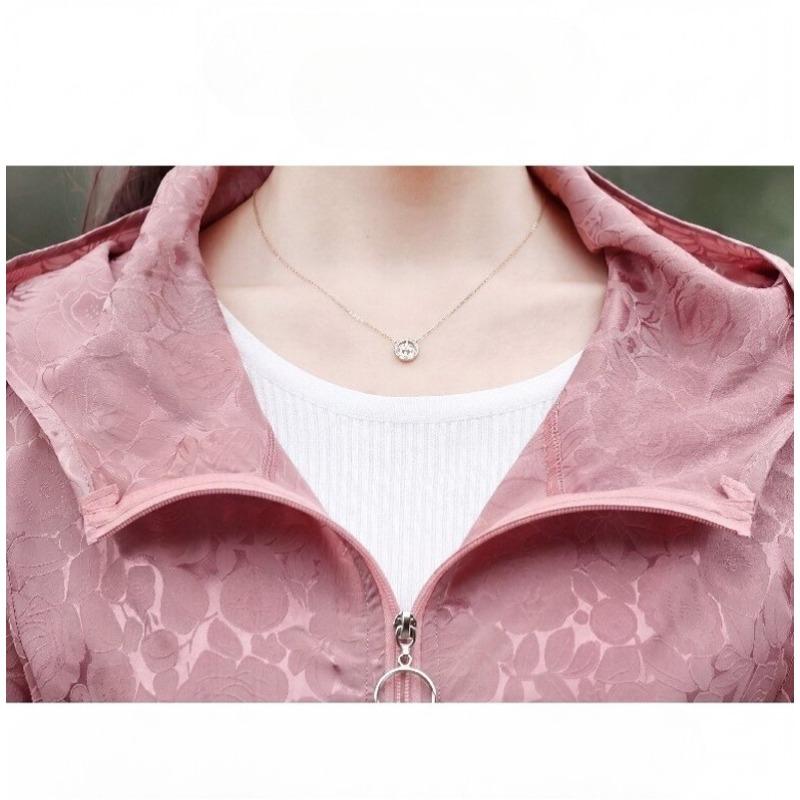 Summer Thin Hooded Sun Protection Jacket for Middle Aged Women Loose Fashionable Short Coat
