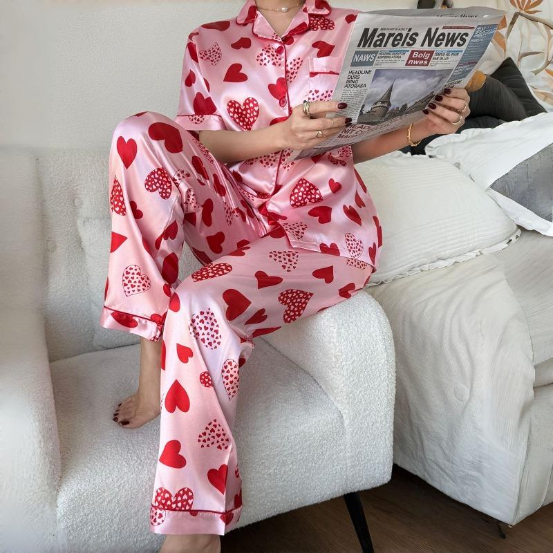 Collared Pajamas with All-Over Heart Print Fashionable Cardigan Short-Sleeve Top and Long Pants Loungewear Set