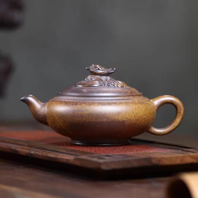 Phoenix Flying Yixing Zisha Teapot - 280cc Pure Handmade Agarwood Clay Gongfu Tea Set