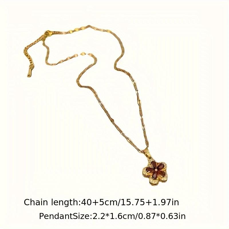 A Stylish Necklace Featuring a Five-Petal Flower Design Made of Stainless Steel, Available in a Vibrant Red Color, Suitable for Both Men And Women