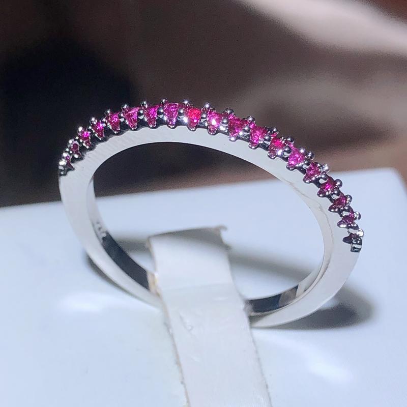 Mode Schmal Damenring Voll von Kleinen Diamanten Rosa AAA Zirkonia Stein Hochzeit Verlobung Trendiger Schmuck Zubehör