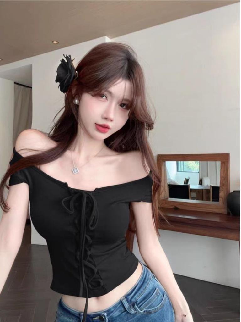 Temperament High Street Personality Chic Pure Desire Spice Girl Sexy Lace-up U-Neck Niche Design Sense Short Sleeve Slim T-Shirt Women's Summer