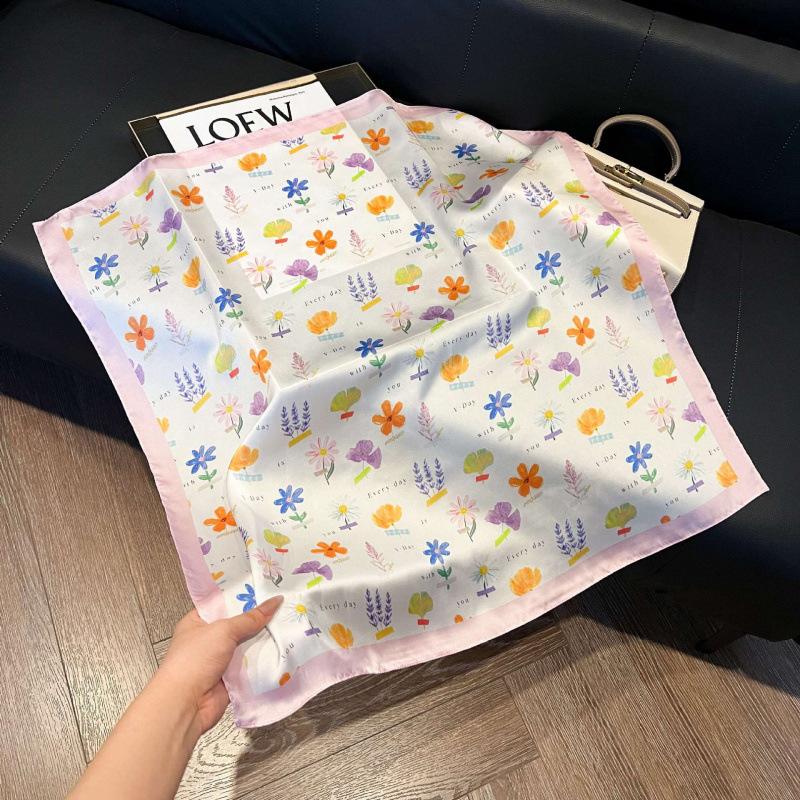 Fashion Black and White Printing Temperament Square Scarf Imitation Silk Korean Version Decorative Scarf Scarf Professional Decorative Shawl Silk Scar