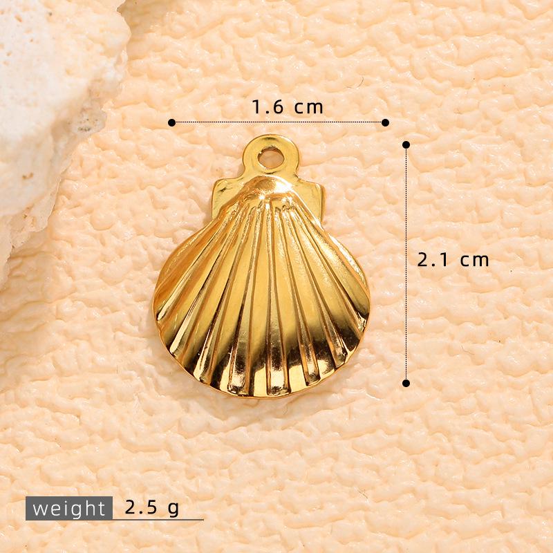 Stainless Steel Scallop Seashell Necklace for Women - Niche Design Titanium Jewelry Accessories