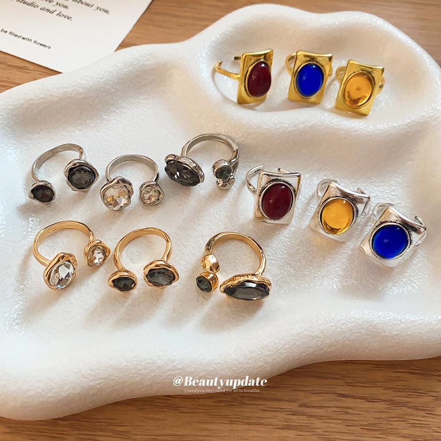 Three-Piece Vintage Distressed Crystal Geometric Open Ring - Women's Niche High-End Hand Jewelry