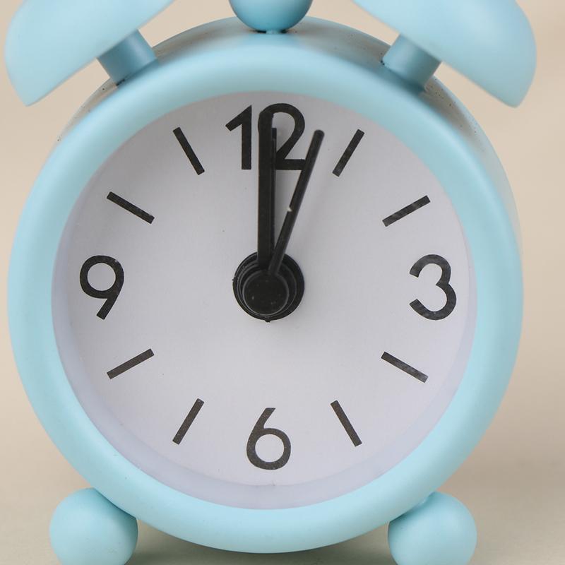 1Pc Creative Quartz Round Alarm Clock 4Cm Mini Metal Small Alarm Clock Portable Desktop Home Decoration