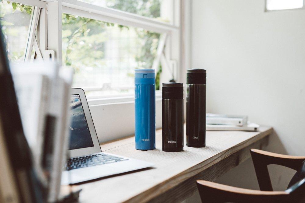 Termoska na vodu vakuově izolovaný mobilní hrnek 450ml Espresso ESP JNS-451