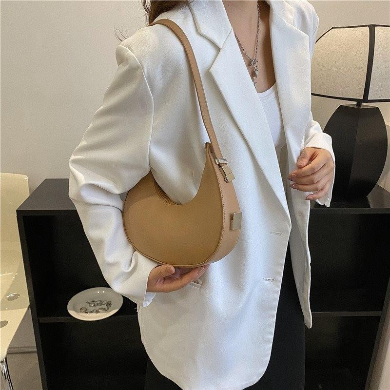 Vintage Retro Fashionable Shoulder Bag For Women Stylish Versatile Small Crossbody Purse