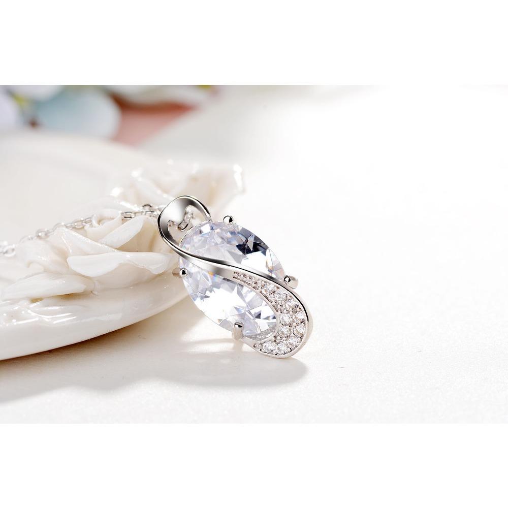 Stylish and simple pearl zircon large diamond collarbone chain temperament necklace women's versatile pendant