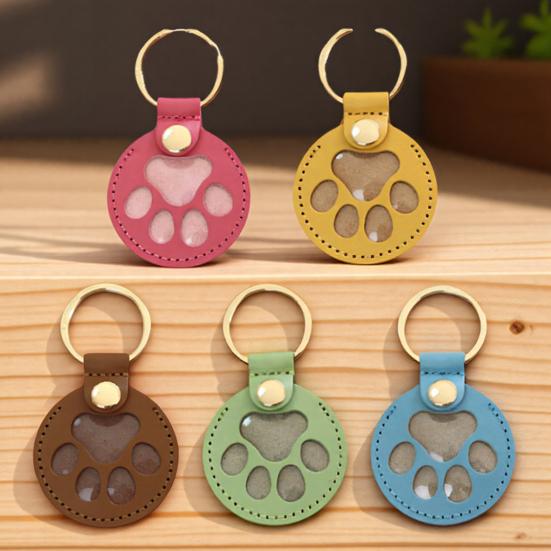 Paw Shaped Keychain Faux Leather Dog Hair Storage Keychain Transparent Pet Hair Souvenir Refillable Keyring Memorial Gift