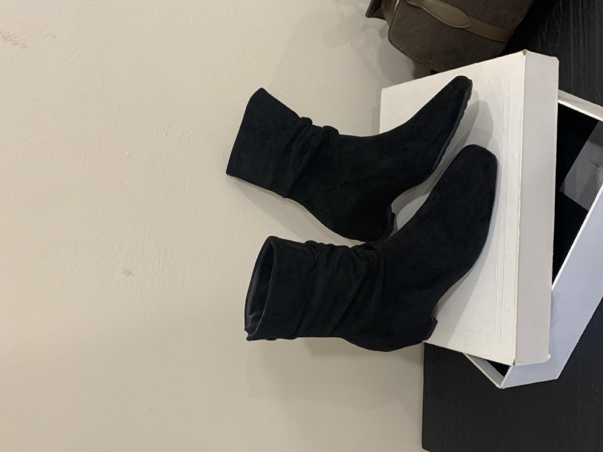 

осень 2025 новые рыцарские сапоги ретро сапоги-чулки средней длины западные облегающие сапоги женские на толстом каблуке ботинки мартин короткие сапоги 39