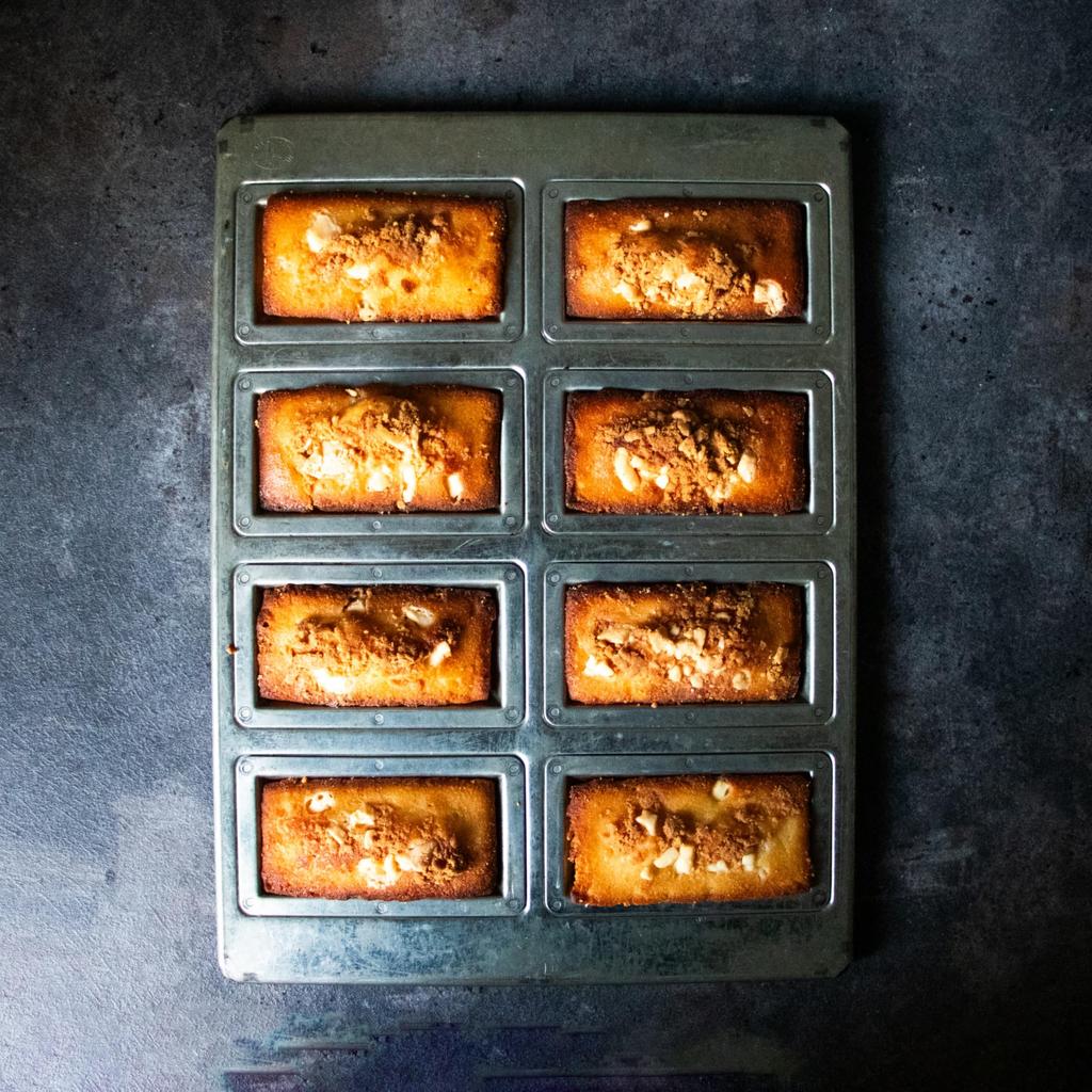 Tiramisu Specialty Store BENE REGALO 6 Kinds of Formaggi Financier Box of 10 Formaggi Cheese Tiramisu Financier Gift Sweets Present Reward (Sei