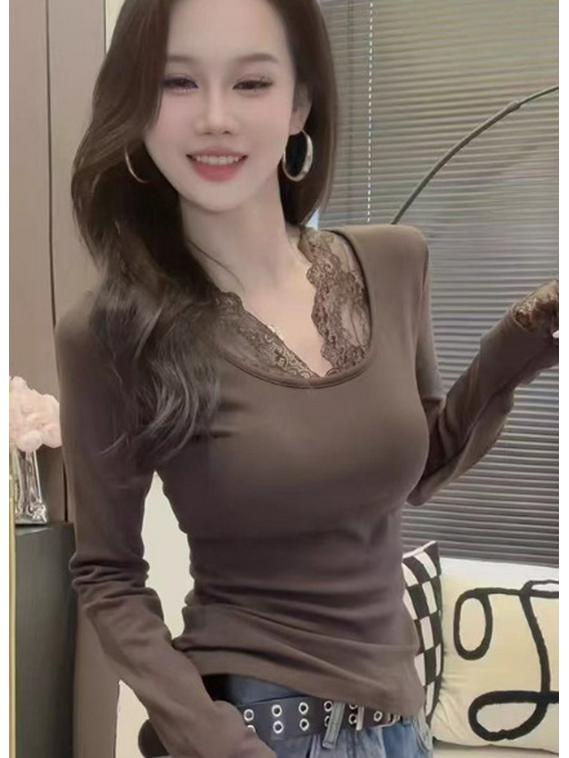 Stylish Lace Patchwork V-Neck Long-Sleeve Women's Top: This Year's Trendy High-End Essential