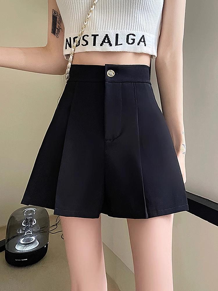 Women's High-Waist Black Casual Summer Shorts, Petite A-Line Wide-Leg Design, 2024 Collection.