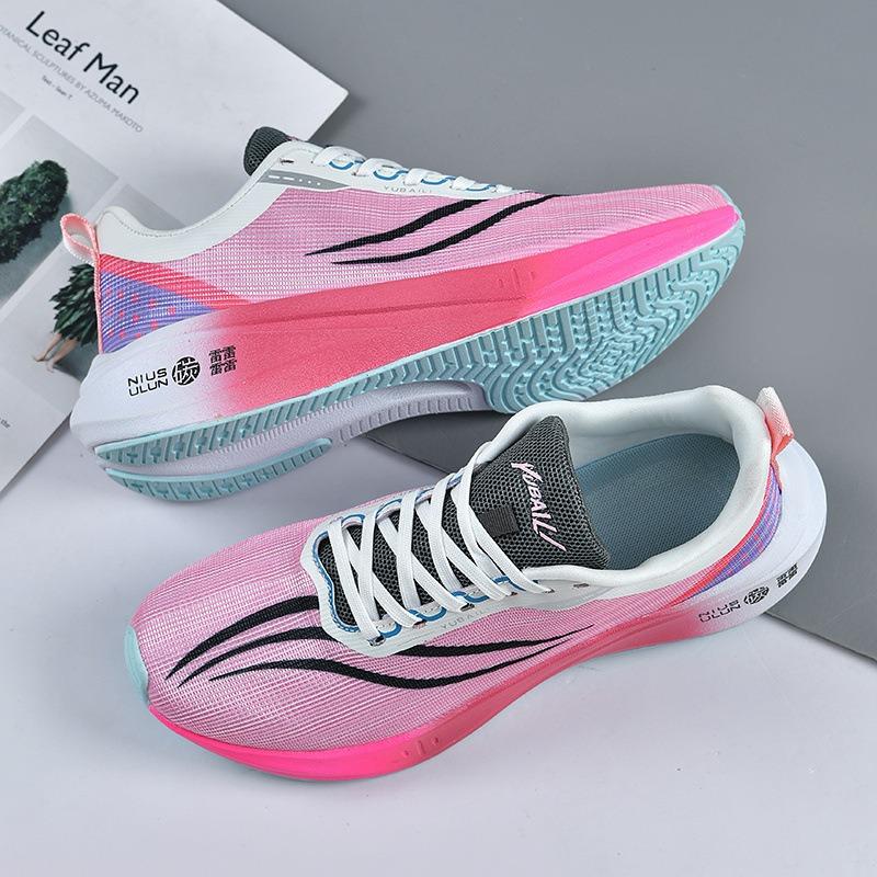 

Men s Gradient Color Running Shoes Breathable Knit Non-slip Shock Absorbing Athletic Sneakers 45 рожевий