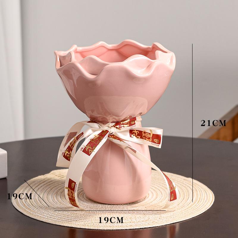 Elegant Luxury Small Vase for Wedding Decor and Floral Arrangements
