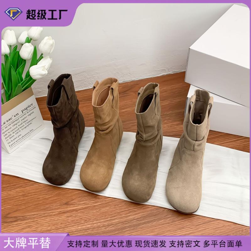 Winter new Internet celebrity stacking boots retro square short boots 2025 autumn and winter new Korean socks boots soft-soled elastic boots