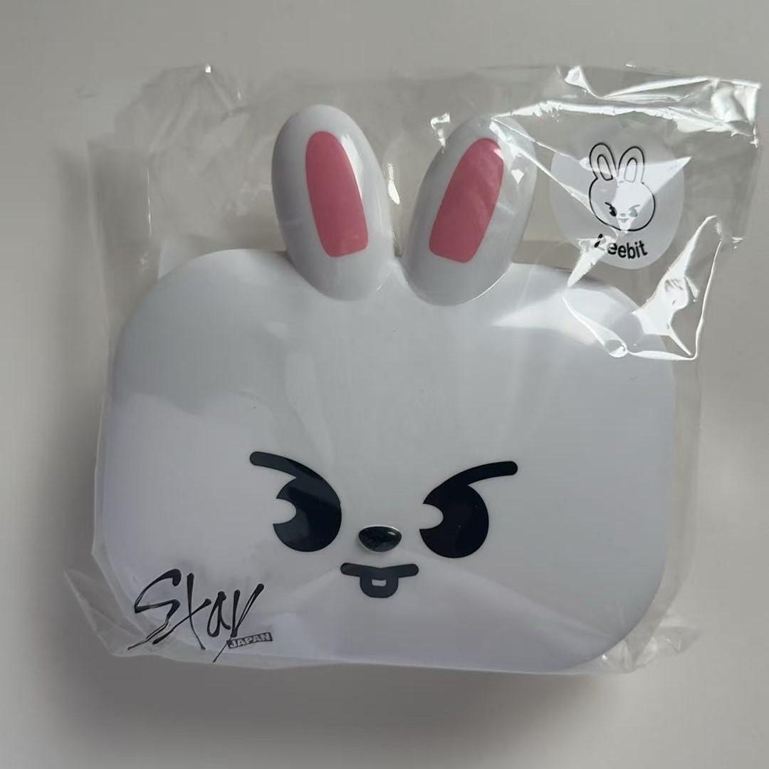 

Stray Kids Мировой тур по Японии, SKZOO BOX Leeknow