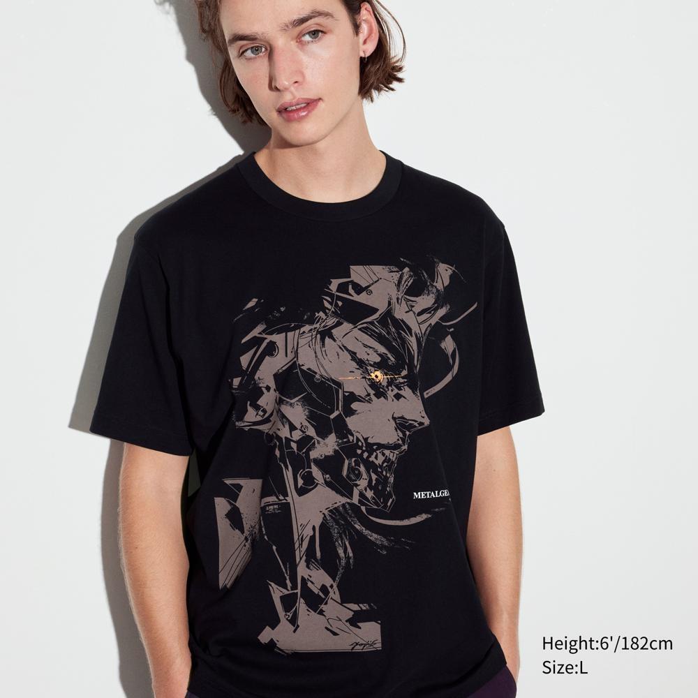 

UNIQLO METAL GEAR Архив UT (графический Т, короткий рукав) К