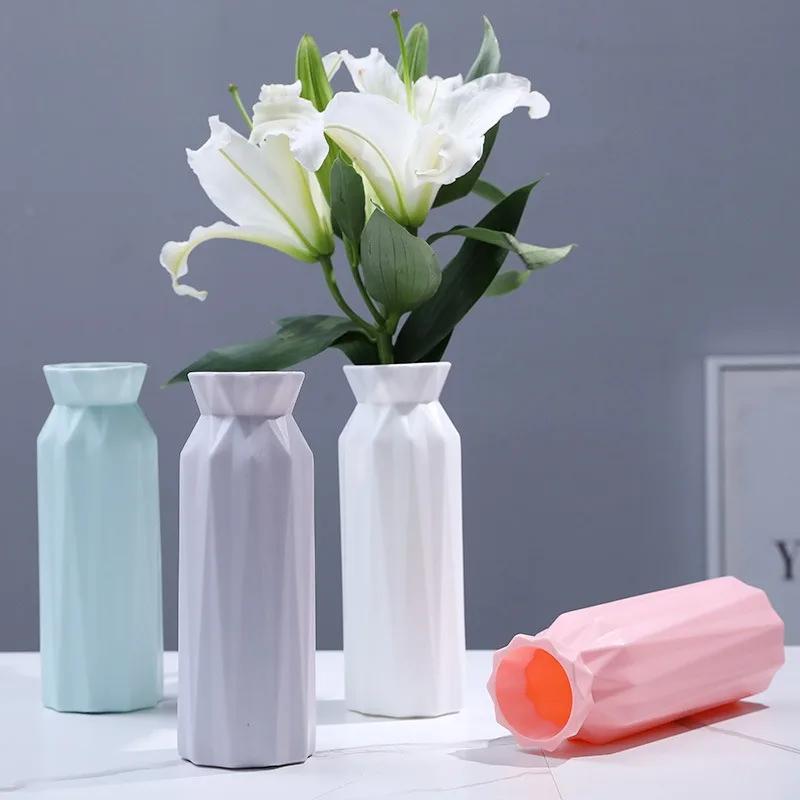 Popular Creative Nordic Vase Container Plastic Flower Pot Decorations Living Room Small and Fresh Flower Arrangement Decoration