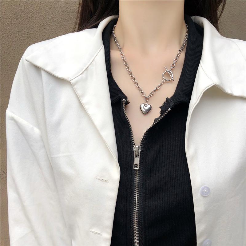 Vintage Love Heart Pendant Necklace For Women Trend Aesthetic Gold Color Metal Chain Collar Choker Party Jewelry Birthday Gifts