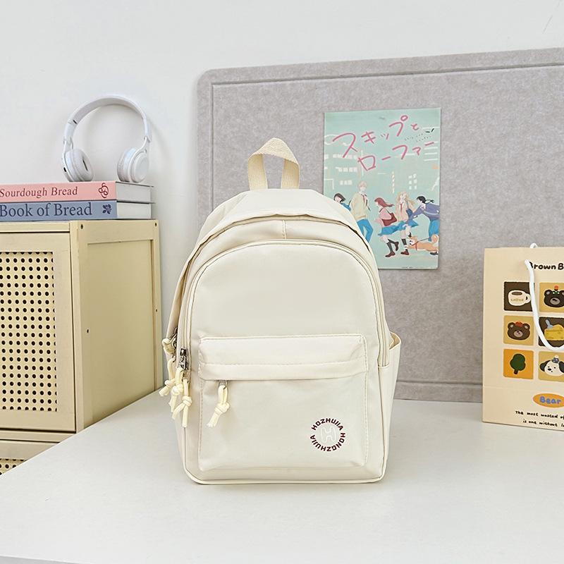 

Высокая ценность, свежие и милые студенты, простые, легкие, модные и универсальные, большая вместимость