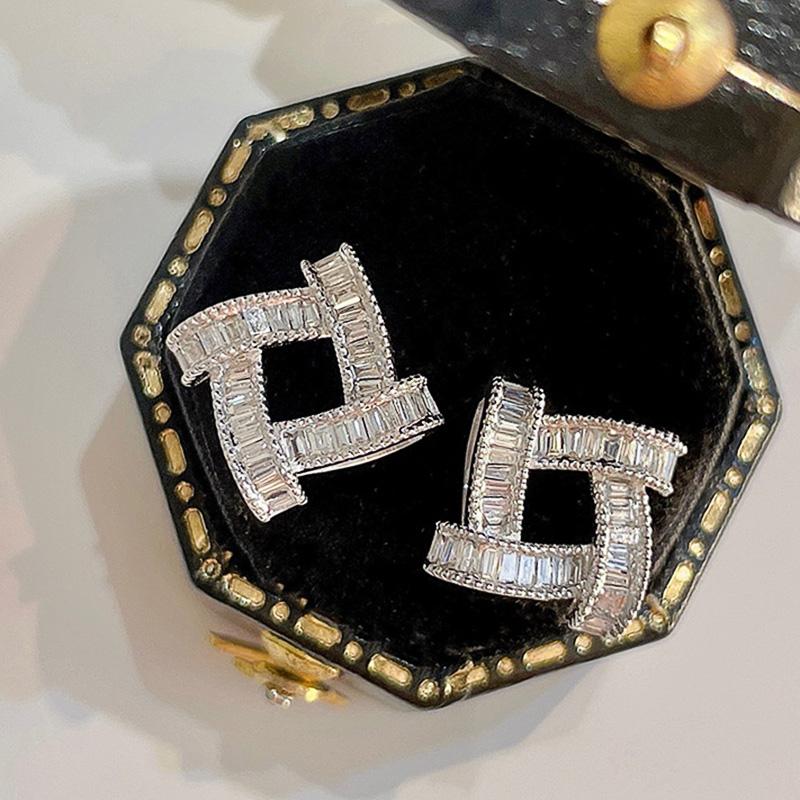 Huitan Stud Earrings for Women Geometric Square Shaped Ear Stud Crystal Cubic Zirconia Silver Color Fashionable Female