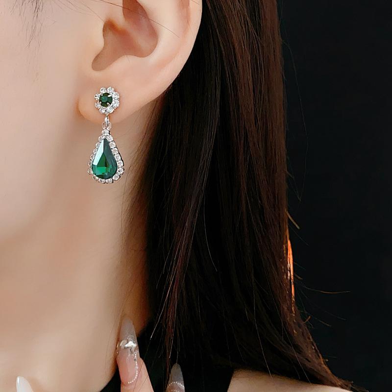 GemChic Women's New Light Luxury Green Crystal Rhinestone Drops Sparkling Pendant Necklace Earrings Two Piece Set Birthday Christmas Jewelry Gift