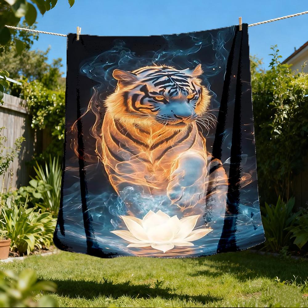 1pc Tiger Lotus Throw Blanket Polyester Fiber, Lightweight Flannel, Soft & Warm, All Season Use for Outdoor, Camping Digital Print