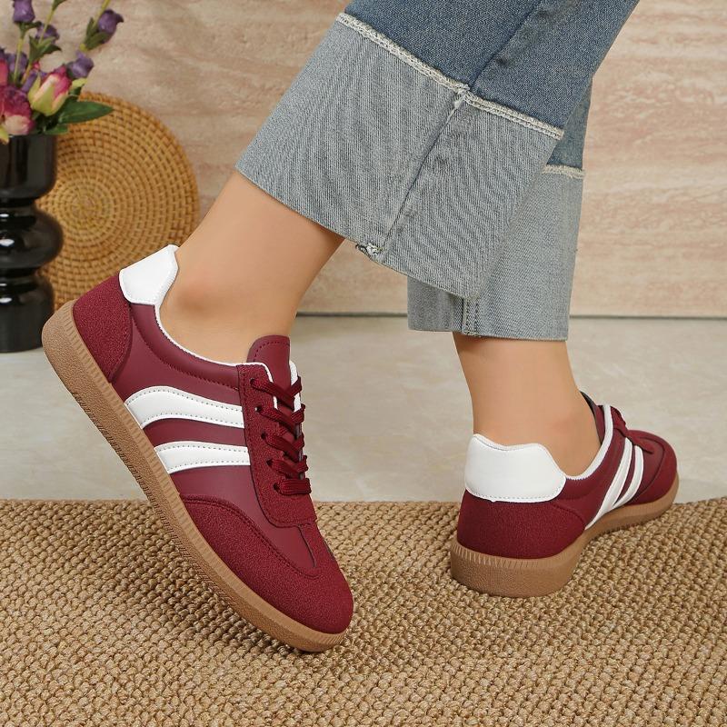 Fashion New Bright Red Inner Heightened German Training Shoes Women's 2025 New Spring and Autumn Casual Sports Sneakers