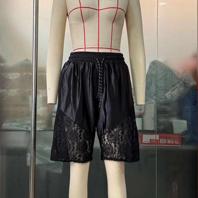 

[Hot Sale] European and American Summer New Style Comfortable Casual Versatile Lace-Up Shorts Loose Spliced Lace Sports Mid-Length Pants Black M