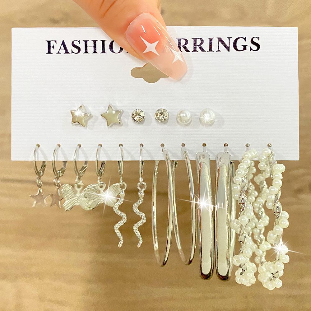 Inlagda pärlörhängen för kvinnor: Kreativ Fransk Retro Guldringar Set (6 stycken)