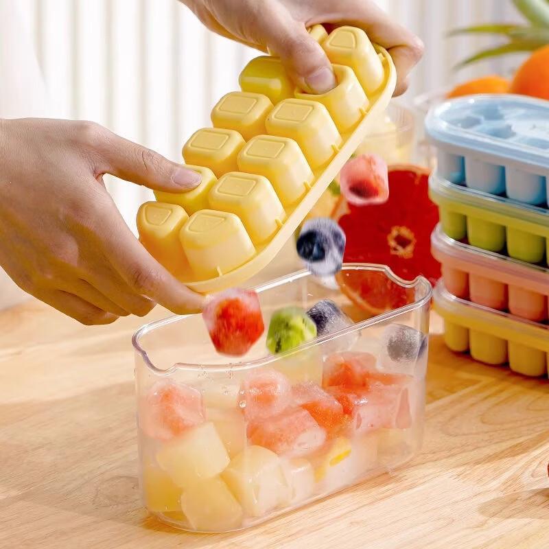 Silicone Ice Cube Tray with Lid and Storage Box