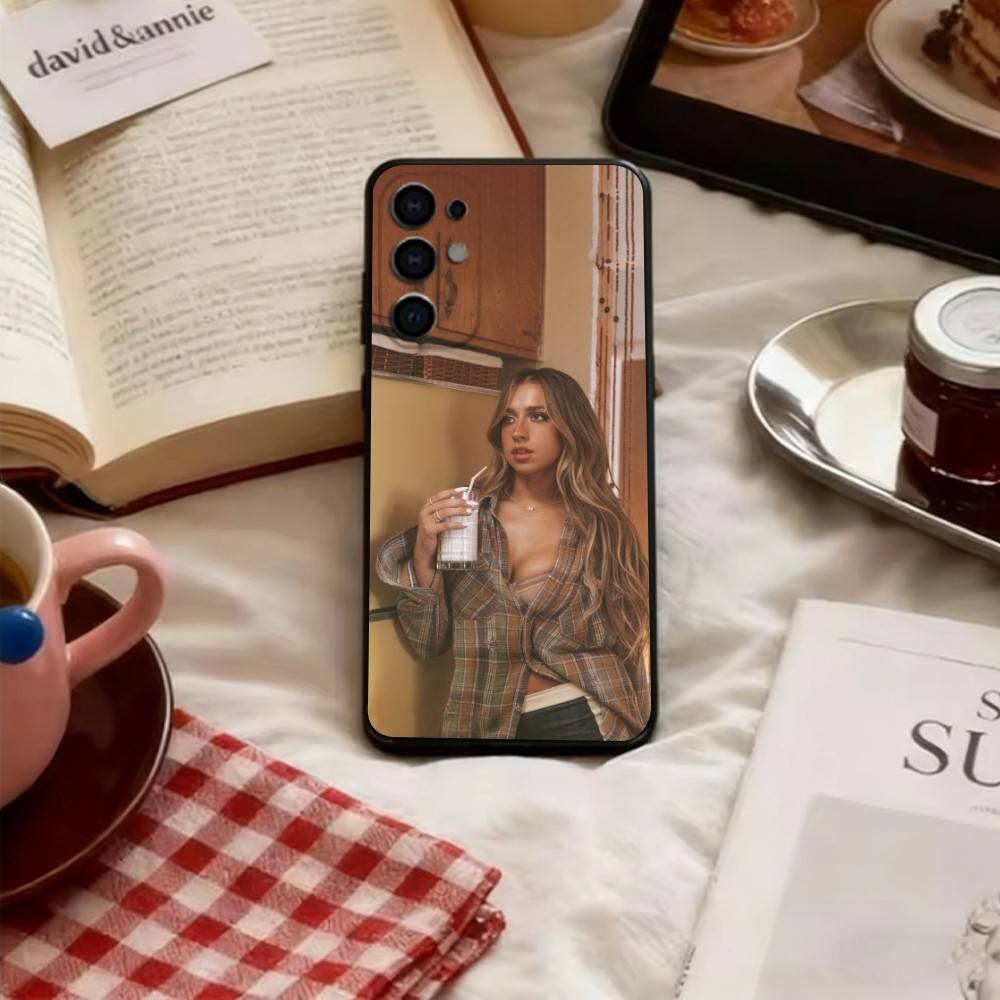 Tate McRae Phone Case For Samsung S25,S24,S21,S22,S23,S30,Ultra,S20,Plus,Fe,Lite,Note,10,Black Cover
