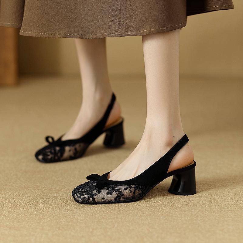 Fashion Elegant Bow Embroidered Design Back Strap Casual Sandals for Women 2025 Summer New Mesh Breathable Comfortable Square Head Pumps