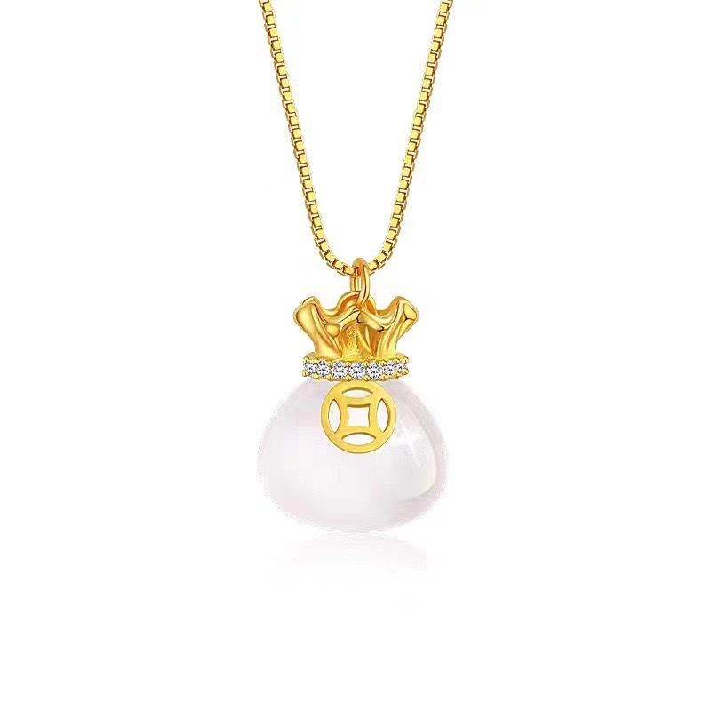 Transfer Beads, Lucky Bag Necklace, Female Design, Fashionable and High-end Sense, the Same Money Bag Pendant, Collarbone Chain Jewelry.
