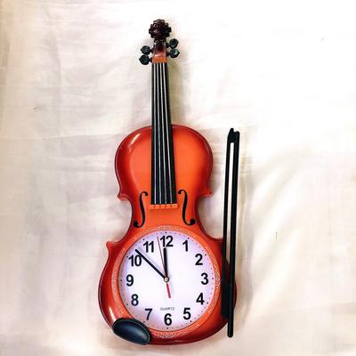 Simuliertes Geigenmodell Wohnzimmer Wanduhr Kunst Nostalgisch Dekorativ Büro Pendeluhr