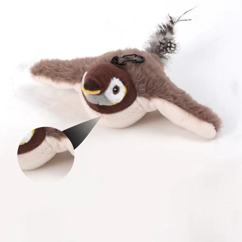 Interaktives Katzenspielzeug, wiederaufladbarer fliegender Vogel, Katzenspielzeug, zwitschernder, flatternder Vogel(kein Fliegen) Kann durch Berührung aktiviertes Plüschspielzeug mit Katzenminze hinzufügen