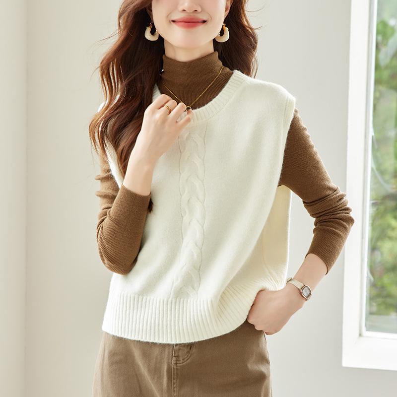 Red Round Neck Vest New Spring Dress Korean Retro Twist Knitted Vest Top for For Women