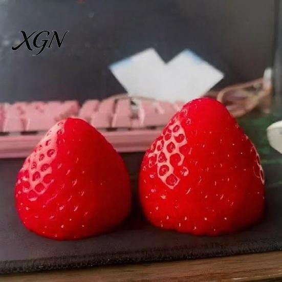 Soft Elastic Stress Reliever Strawberry Squeeze Toy, Relief Ball for Adults TPR Fruit Toy Fidget Portable Focus Enhancer Party Favors Christmas