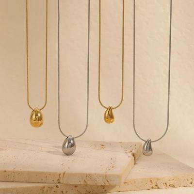 Collana con clavicola a goccia in acciaio inossidabile 18 carati - Semplice, versatile, resistente allo sbiadimento, stile da donna