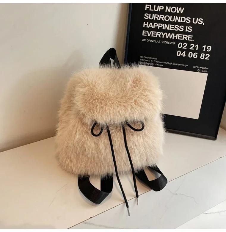 Autumn and winter fur bag for women  new fashion and elegant high-end versatile fur bag with fashionable pockets