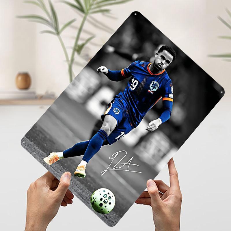

Kluivert Soccer Player in Action Poster Customized Vintage Metal Signs Wall Art Retro Tin Plaque for Mancave Room Decor Men Home 7.9x11.8In(20x30cm)