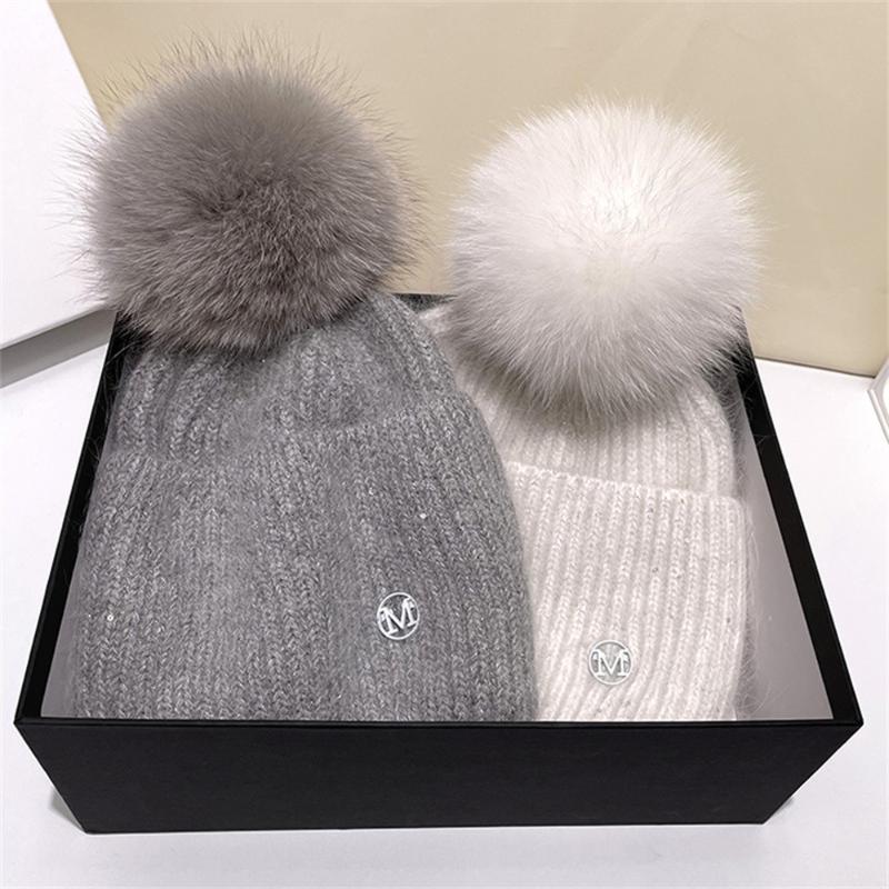 New In Hat Real Fox Fur Pom Poms Hat Women Outdoor Warm Skullies Beanie Winter Hat For Women Rabbit Knitted Thick Cap Christmas