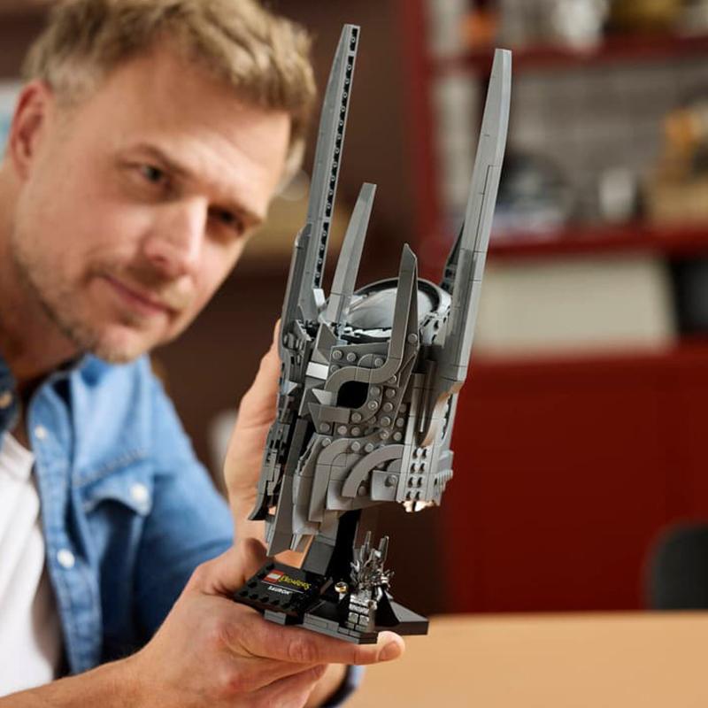 LEGO 11373 The Lord of the Rings: Sauron's Helmet Block Toys