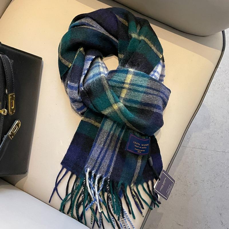 Dark green plaid pure wool scarf women's winter British classic plaid men's cashmere scarf thickened to keep warm